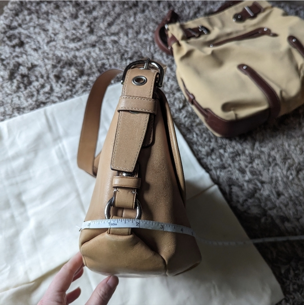 🤎 Coach Leather Flap Duffle - Picture 4 of 11
